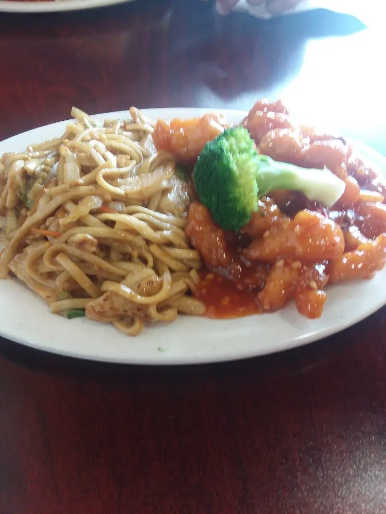 Chicken Lo Mein and Orange Chicken